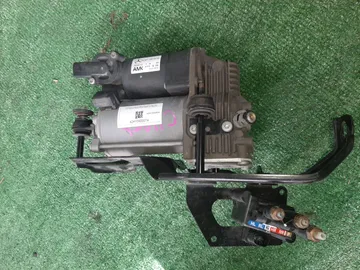 КОМПРЕССОР ПОДВЕСКИ НА MERCEDES-BENZ R350 W251