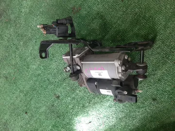 КОМПРЕССОР ПОДВЕСКИ НА MERCEDES-BENZ R350 W251