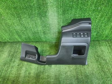 КОЖУХ РУЛЕВОЙ КОЛОНКИ НА HONDA VEZEL RV5