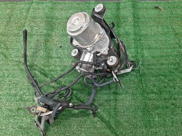 КОМПРЕССОР ПОДВЕСКИ НА LEXUS LS460 USF40 1UR-FSE