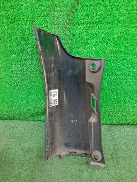 ПЛАНКА ПОД СТОП НА TOYOTA VOXY ZRR80G