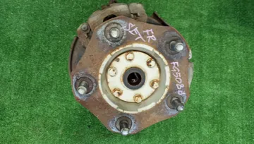 СТУПИЦА НА MITSUBISHI CANTER FG508B 4D35
