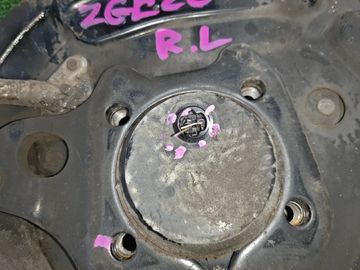 СТУПИЦА НА TOYOTA WISH ZGE20G 2ZR-FAE