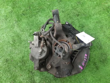 СТУПИЦА НА TOYOTA NOAH ZRR80G 3ZR-FAE