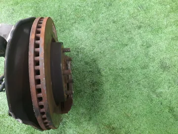 СТУПИЦА НА TOYOTA NOAH ZRR80G 3ZR-FAE