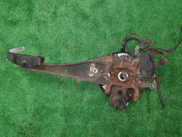 СТУПИЦА НА LEXUS NX300 AGZ15 8AR-FTS