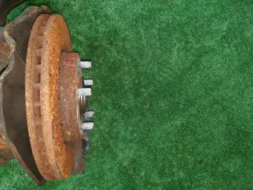 СТУПИЦА НА MITSUBISHI DIAMANTE F34A 6A13