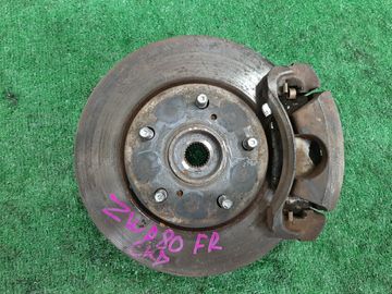 СТУПИЦА НА TOYOTA VOXY ZWR80G 2ZR-FXE