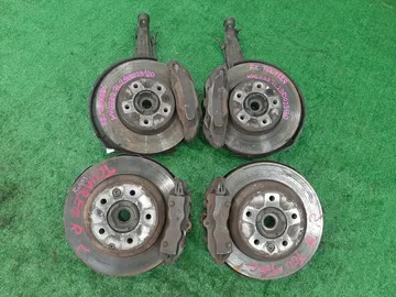 СТУПИЦА НА VOLKSWAGEN TOUAREG 7LA AXQ