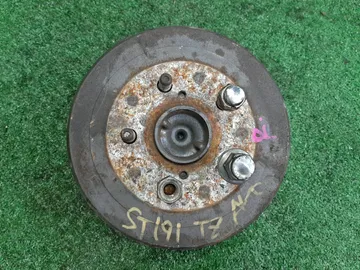 СТУПИЦА НА TOYOTA CARINA ST191 3S-FE