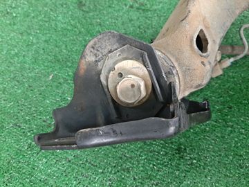 СТУПИЦА НА NISSAN AVENIR W11 QG18DE