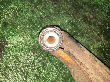 СТУПИЦА НА MITSUBISHI RVR N61W 4G93