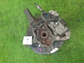 СТУПИЦА НА NISSAN LEAF ZE1 EM57