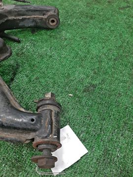 СТУПИЦА НА MITSUBISHI CHARIOT GRANDIS N84W 4G64