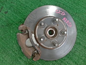 СТУПИЦА НА TOYOTA NOAH AZR60G 1AZ-FSE