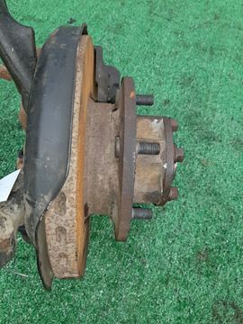 СТУПИЦА НА MITSUBISHI DELICA P45V 4D56