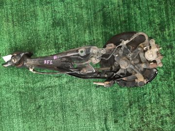 СТУПИЦА НА HONDA STEPWGN RF1 B20B