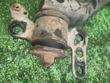 СТУПИЦА НА TOYOTA COROLLA  AXIO ZRE144 2ZR-FE