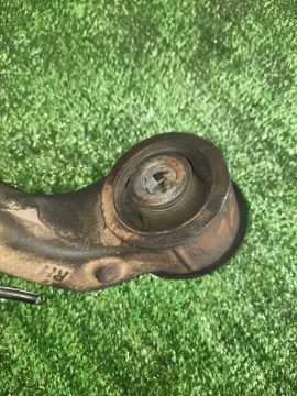 СТУПИЦА НА MAZDA TRIBUTE EP3W L3-DE