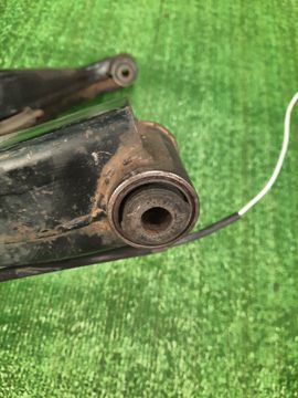 СТУПИЦА НА MITSUBISHI CHARIOT GRANDIS N84W 4G64