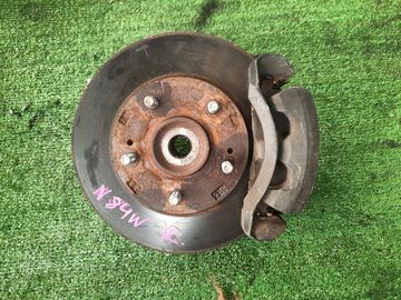 СТУПИЦА НА MITSUBISHI CHARIOT GRANDIS N84W 4G64