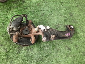 СТУПИЦА НА TOYOTA COROLLA ZWE219H 2ZR-FXE