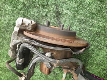 СТУПИЦА НА TOYOTA COROLLA ZWE219H 2ZR-FXE