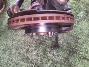 СТУПИЦА НА SUZUKI ESCUDO TDA4W J24B