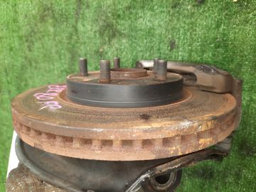 СТУПИЦА НА TOYOTA NOAH ZRR80G 3ZR-FAE