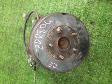 СТУПИЦА НА TOYOTA NOAH ZRR80G 3ZR-FAE