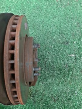 СТУПИЦА НА TOYOTA ISIS ZNM10G 1ZZ-FE