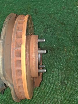 СТУПИЦА НА TOYOTA ISIS ZNM10G 1ZZ-FE