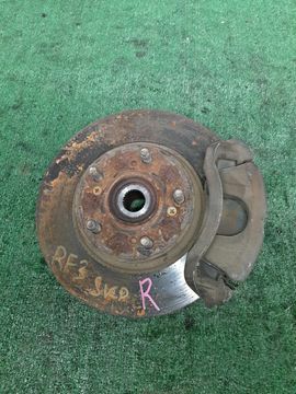 СТУПИЦА НА HONDA STEPWGN RF3 K20A