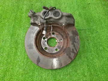 СУППОРТ ТОРМОЗОВ НА TOYOTA CELSIOR UCF30 3UZ-FE