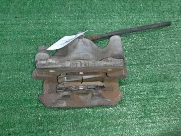 СУППОРТ ТОРМОЗОВ НА LEXUS IS250 GSE20 4GR-FSE