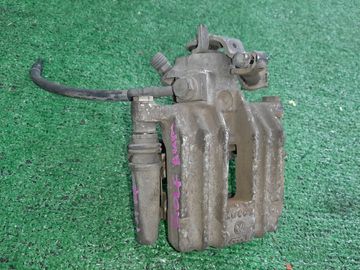 СУППОРТ ТОРМОЗОВ НА VOLKSWAGEN GOLF 1J1