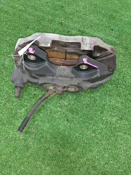 СУППОРТ ТОРМОЗОВ НА LEXUS IS350 GSE21 2GR-FSE