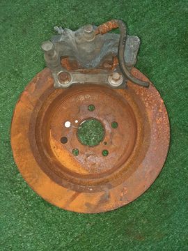 СУППОРТ ТОРМОЗОВ НА TOYOTA CROWN MAJESTA UZS186 3UZ-FE