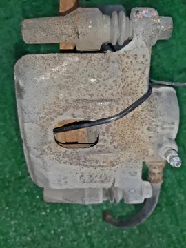 СУППОРТ ТОРМОЗОВ НА MITSUBISHI LANCER CEDIA CS5W 4G93
