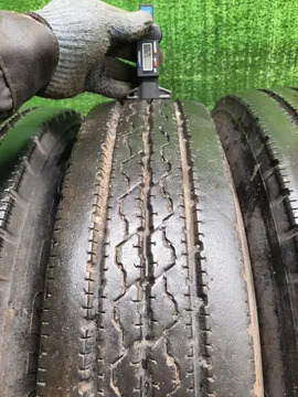 шины BRIDGESTONE R205