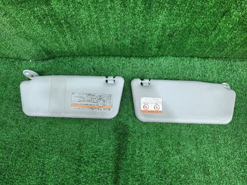 КОЗЫРЕК НА TOYOTA WISH ZNE10G