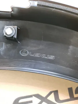 РАСШИРИТЕЛЬ КРЫЛА НА LEXUS UX200 MZAA10