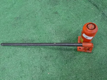 ДОМКРАТ НА MITSUBISHI CANTER FE507