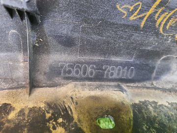 РАСШИРИТЕЛЬ КРЫЛА НА LEXUS NX300 AGZ15