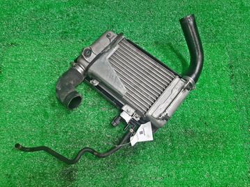 РАДИАТОР ИНТЕРКУЛЕРА НА SUZUKI JIMNY JB23W K6A-T