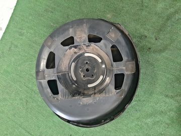 КОЛПАК ЗАПАСКИ НА SUZUKI ESCUDO TDA4W