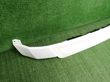 НАКЛАДКА БАМПЕРА НА TOYOTA LAND CRUISER FJA300W