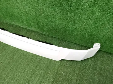 НАКЛАДКА БАМПЕРА НА TOYOTA LAND CRUISER FJA300W
