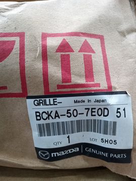 НАКЛАДКА БАМПЕРА НА MAZDA MAZDA 3 BP5P