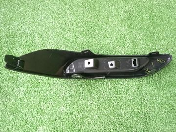 НАКЛАДКА БАМПЕРА НА TOYOTA AURIS NZE181H